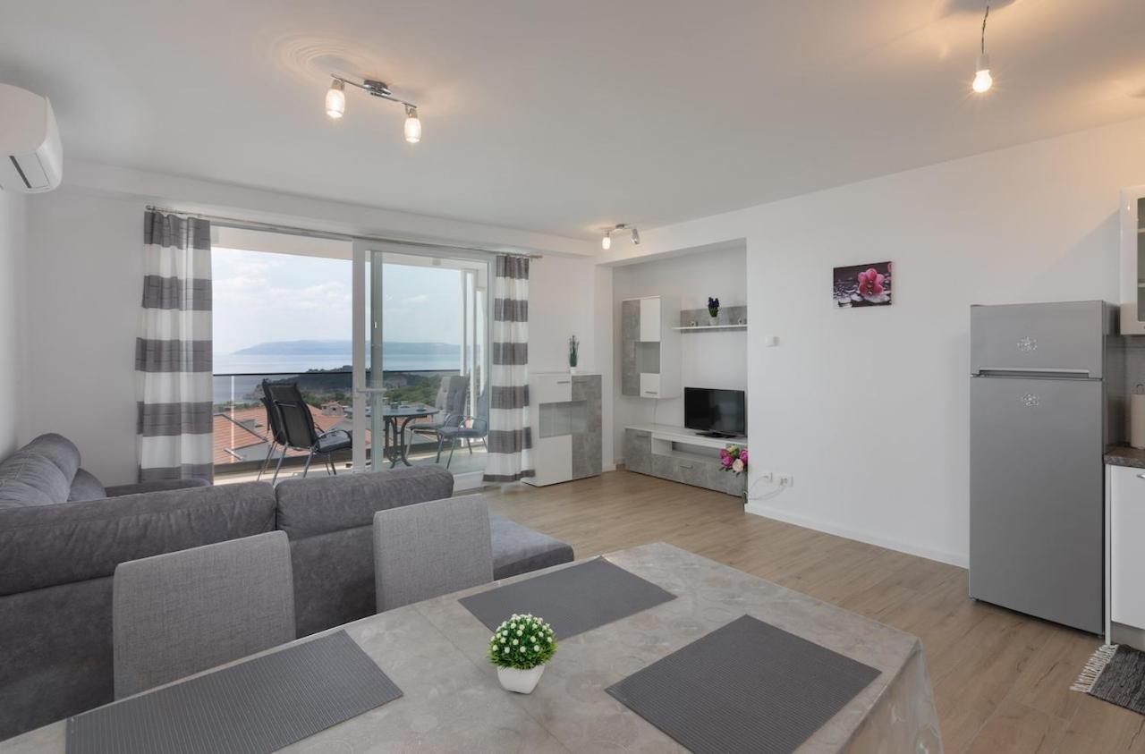Apartment S&S Deluxe Макарська Екстер'єр фото