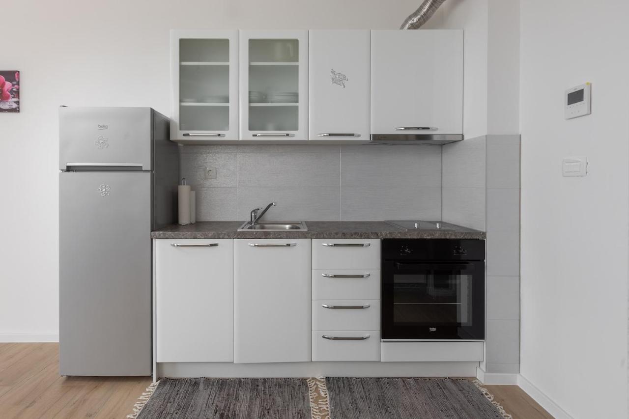 Apartment S&S Deluxe Макарська Екстер'єр фото